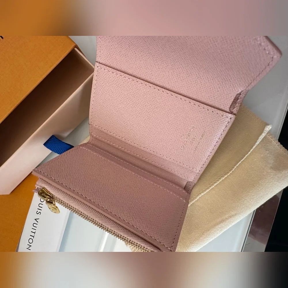 Louis Vuitton Wallet Zoe Damier Azur - Picture 8 of 13
